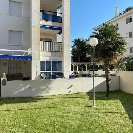 Fantastisk 4-roms I Albir شقة
